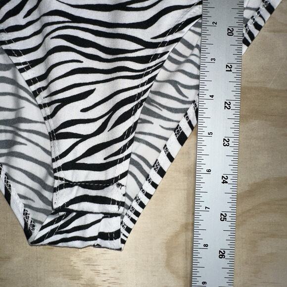 Cabi Zebra Print Long Sleeve Bodysuit Women’s Size Small V-neck - Picture 5 of 7